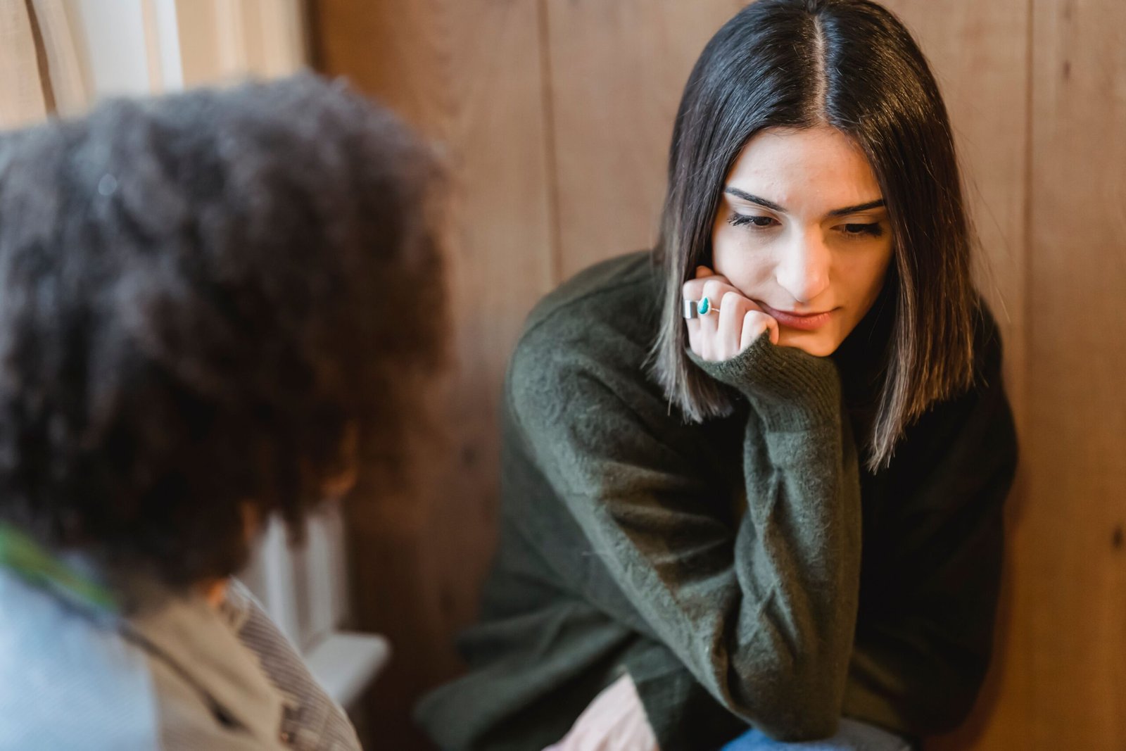 Behavioral health professional providing supportive care